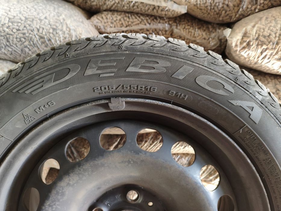 Komplet kół zimowe Audi Seat Skoda Volkswagen  205/55 R16