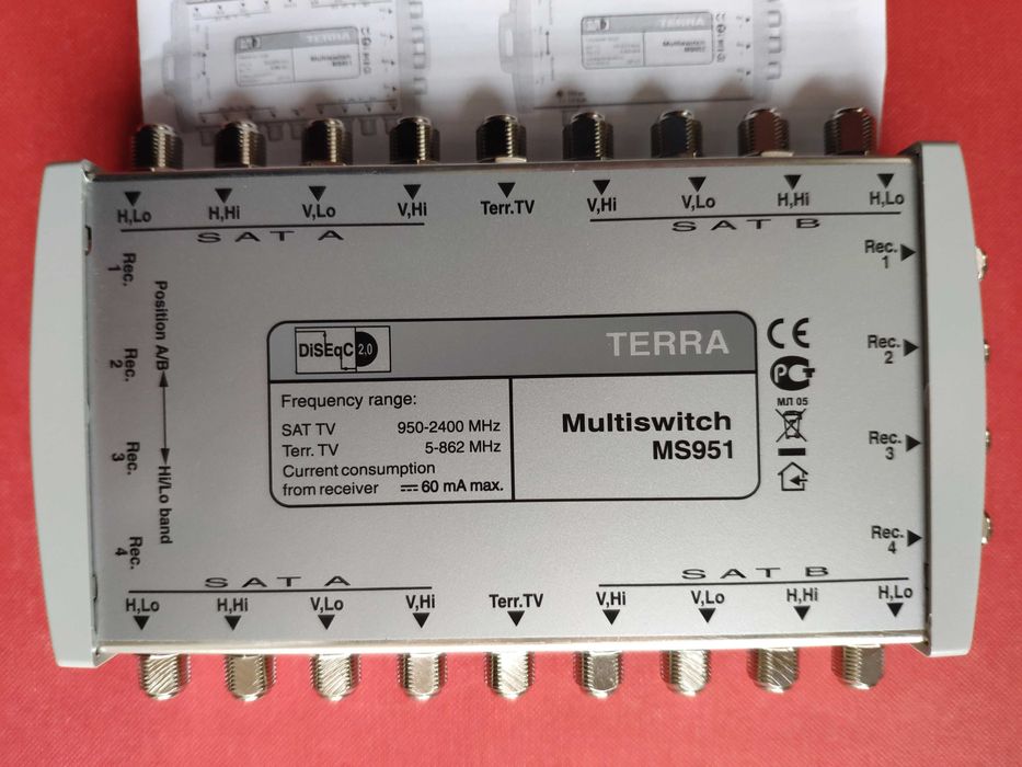 Мультисвіч TERRA MS951