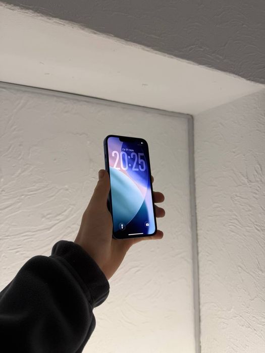 Iphone 13 128 gb / 100% акб