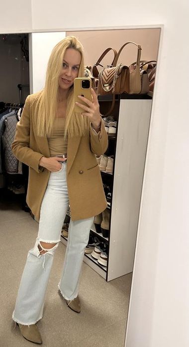 Фантастичний вовняний піджак із щільної тканини від бренду zara