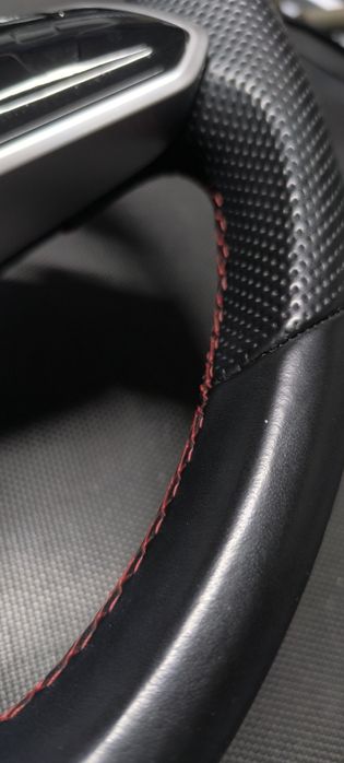 Volante VW Golf 8 GTI c/ patilhas