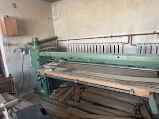 Szlifierka długotaśmowa z odciągiem