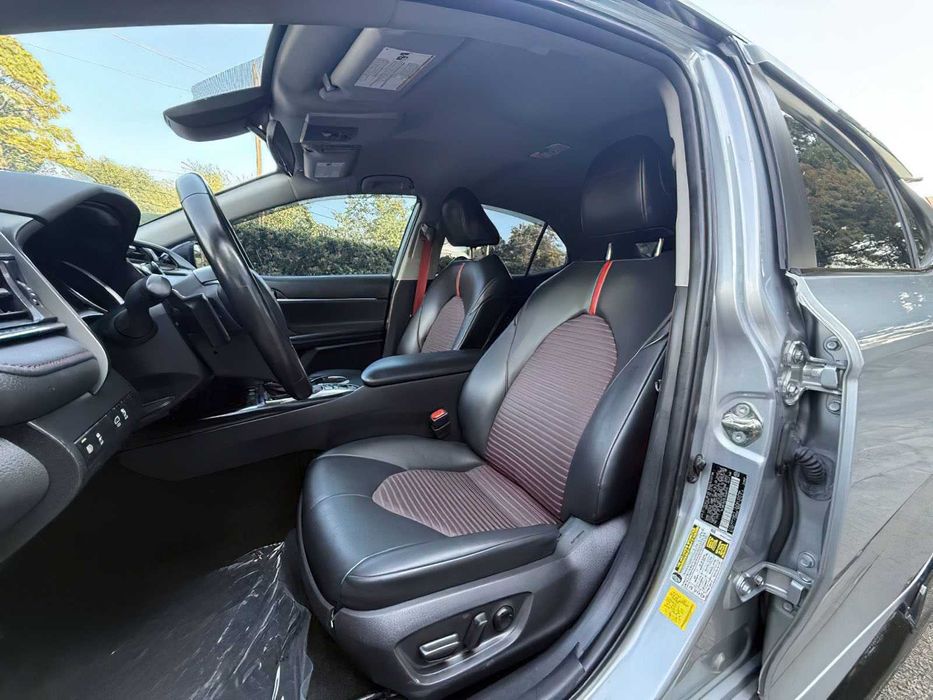 Toyota Camry TRD      2020