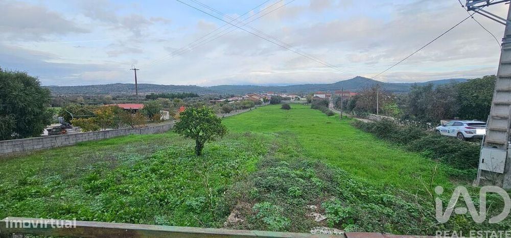 Terreno para construção em São Miguel, Santa Eufémia e Rabaçal