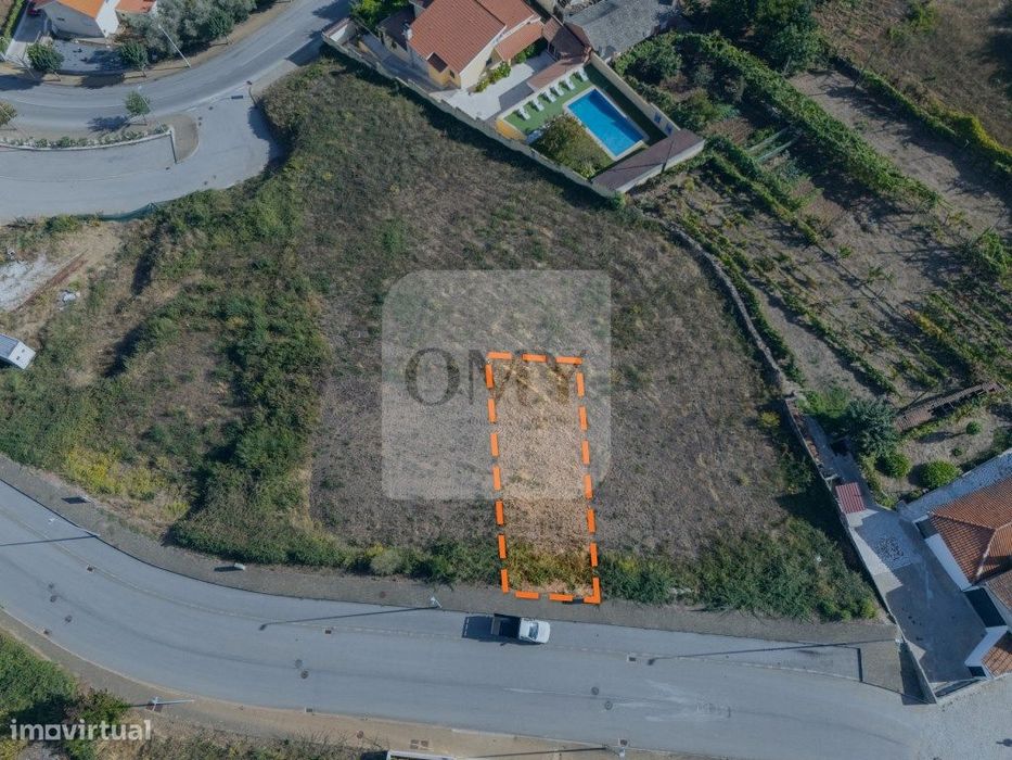 Lote em Sabrosa para Construção de Moradia Unifamiliar