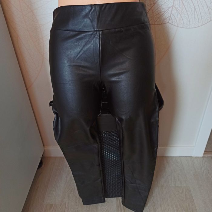 NOWE. Skórzane legginsy damskie r 38 M