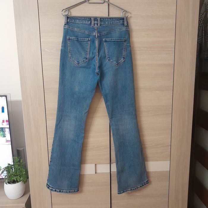 Spodnie jeansowe dzwony