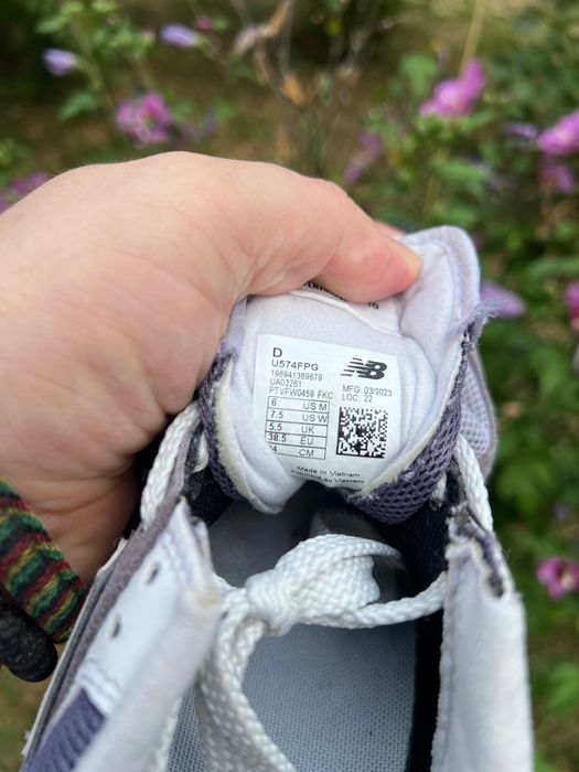 Жіночі кросівки NEW BALANCE 574