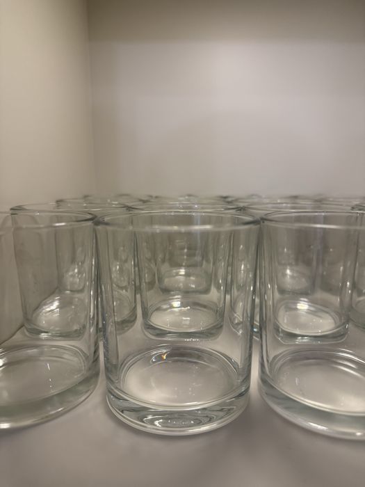 Copos de vela em vidro