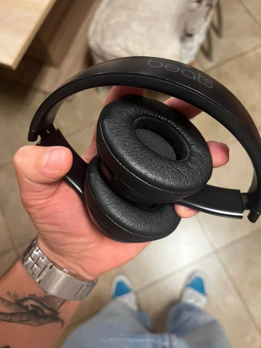 Headphones beats solo 3