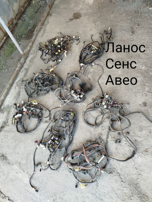Блок предохранителей  Сенс Ланос