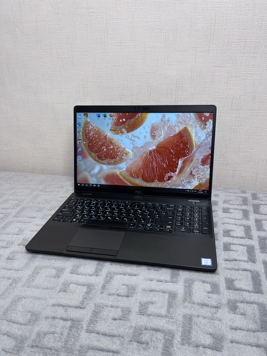 Ноутбук Dell 5500 I7-8565U 16Gb, SSD 256Gb, Radeon Pro WX2100, Full HD