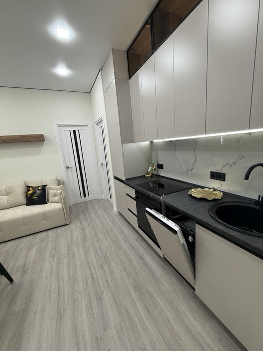 Продам 65 Жемчужина 2 отальные комнаты ул Краснова