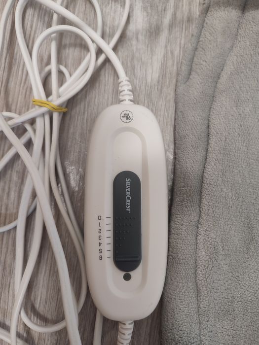 Електрогрілка на плечі
Електрогрілка для плечей SilverCrest Personal C