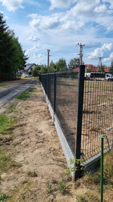 Montaż i sprzedaż ogrodzeń panelowych
