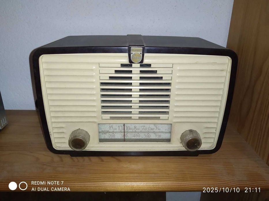 ## radio Philips bx115u ano 1948 (vintage) ##
