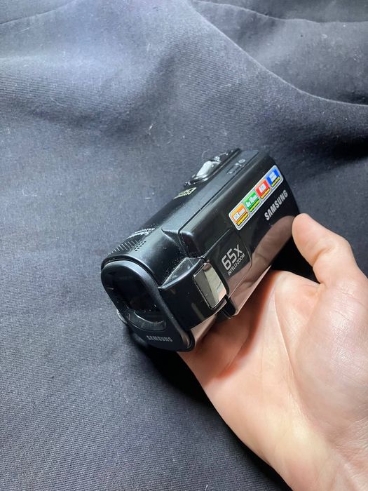 Видео камера Samsung