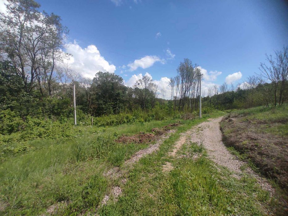 Земельна ділянка під базу відпочинку та інше.1Га біля лісу!Обухівський