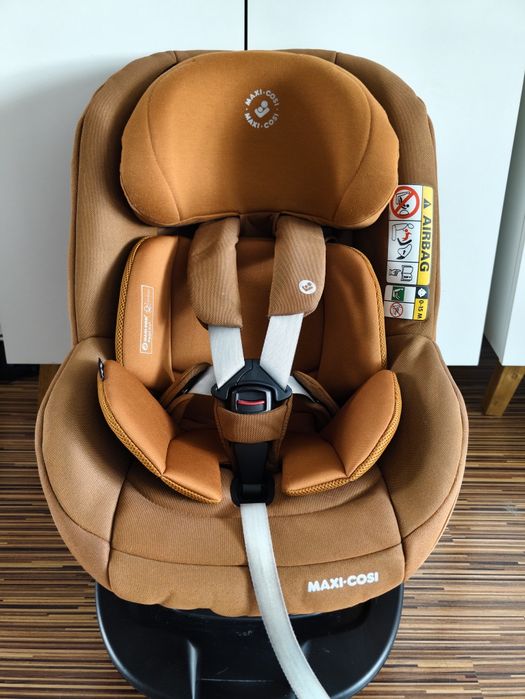 Fotelik maxi Cosi Pearl pro 2 + baza family fix 2