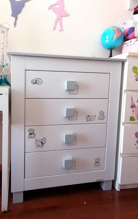 Cômoda Trama com 4 gavetas criança