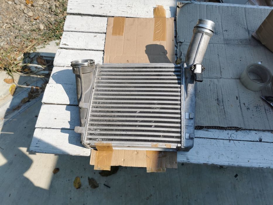 cayenne 958 радиатор интеркулер 7p5145803b,7p5145804b, а 3.6,4.2,4.8