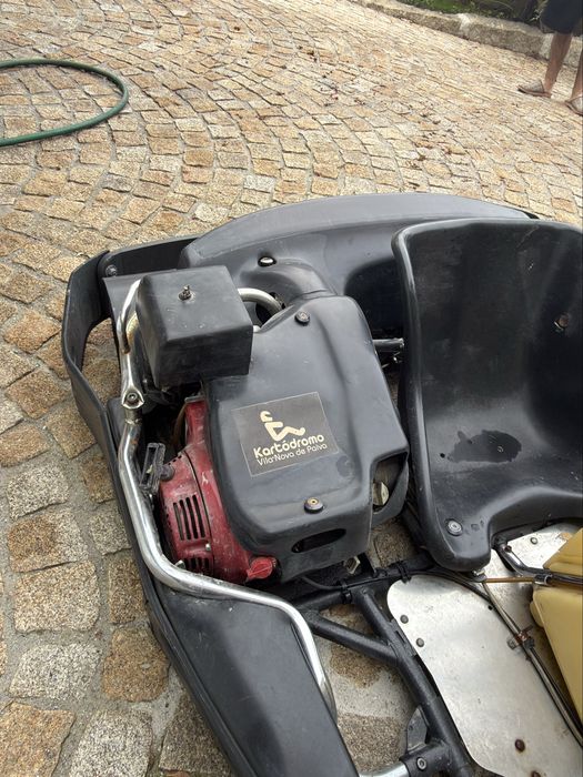 Vendo/Troco Kart 270cc 1,500€