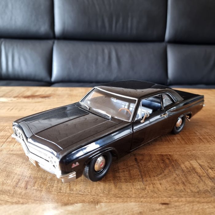 Chevrolet Biscayne 66 ERTL American Muscle 1:18