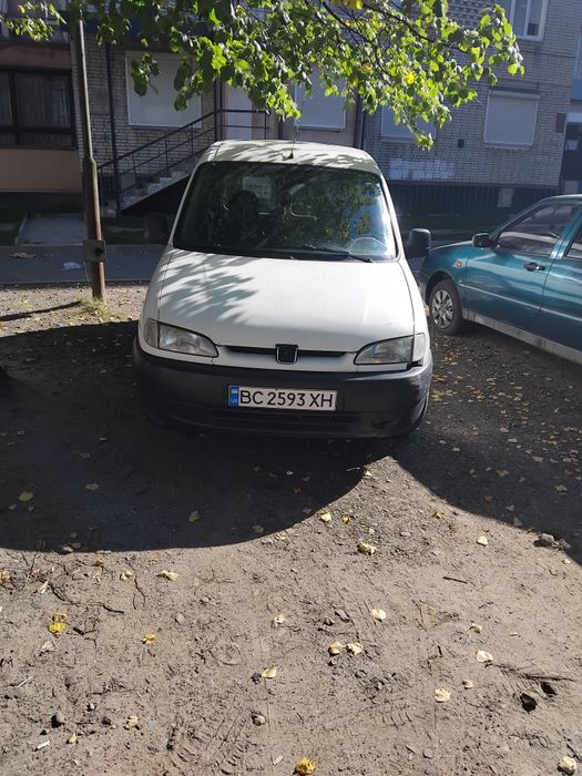 Продам  автомобіль