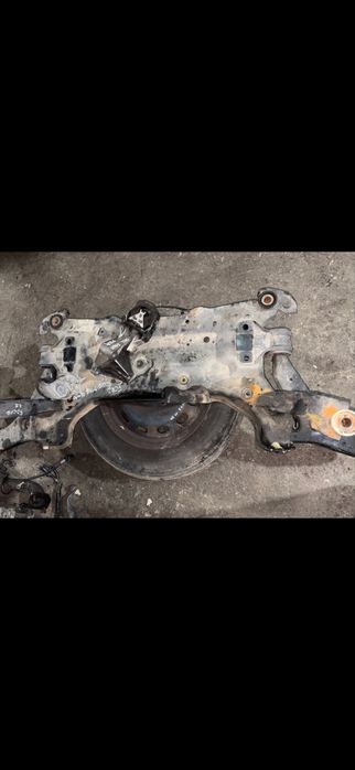 Charriot frente ford focus III