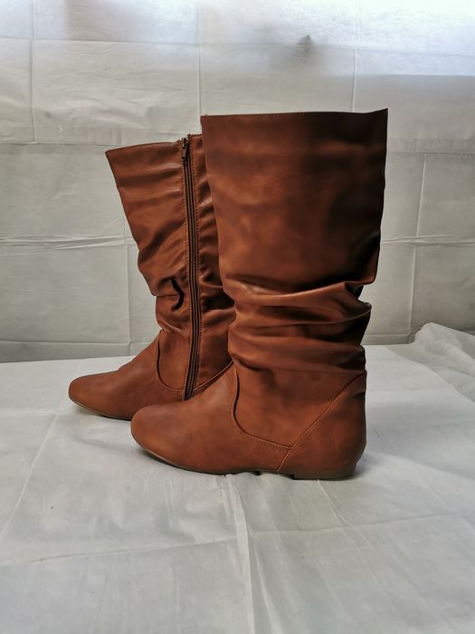 Kozaki płaskie brązowe damskie r 40