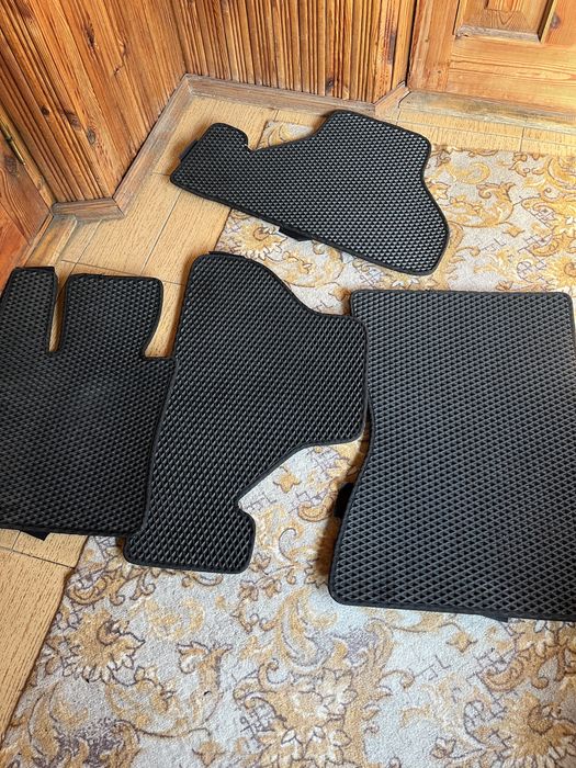 Коврики для автомобіля 3 b