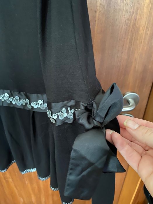 Vestido curto lantejoulas da Zara