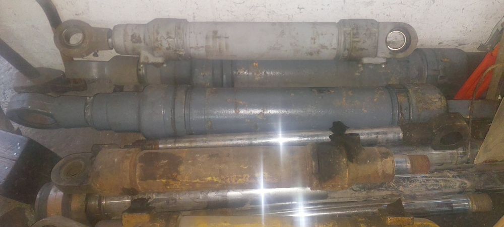 Siłownik hydrauliczny NOBAS UB632