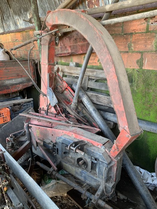 Maquina de ensilar milho