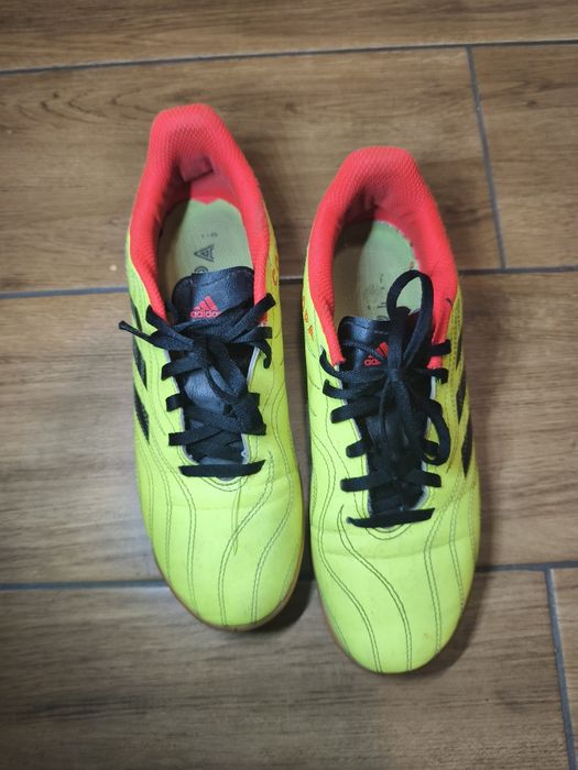 Halówki firmy adidas