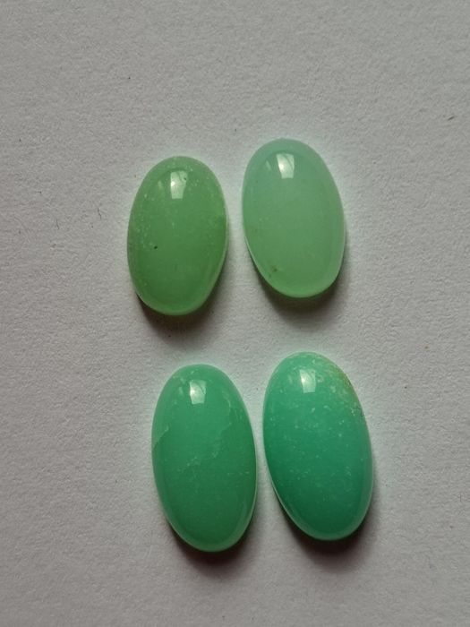 Chryzopraz naturalny kamień Szklary.jakość jubilerska nie srebro