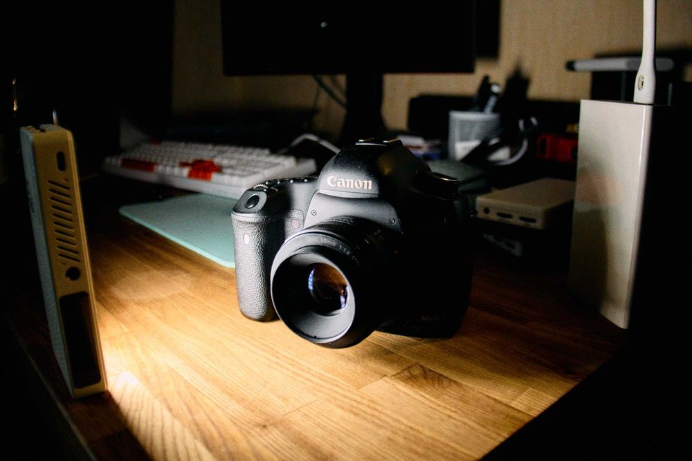 Canon EF-S 18-200mm f/3.5-5.6 IS | Об'єктив