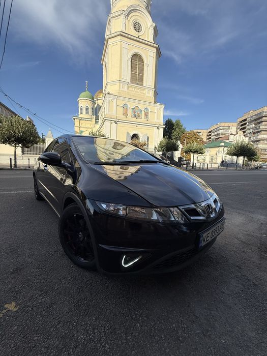 Honda civik 2008 5D , 1.8 газ/бенз ,6ст механика