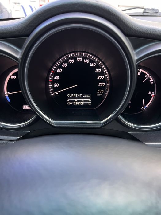 Продам Lexus RX400h