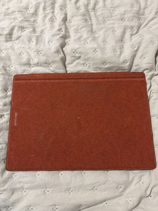 Microsoft Surface Pro 7 | i5 | 8GB RAM | 128GB SSD | Stan bdb |