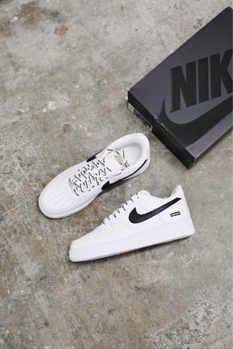 Supreme X Nike Air force 1 tamanho 42