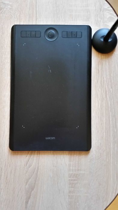 Графический планшет Wacom intuos pro M PTH 660