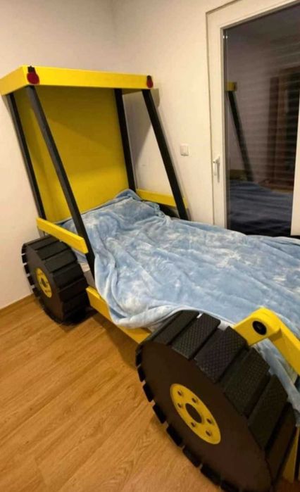 Cama Artesanal Madeira Retroescavadora