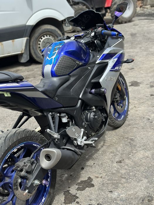 Мотоцикл Yamaha R-3