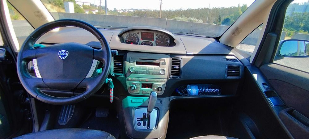 Lancia Musa 1.3 MultiJet c/ caixa automática