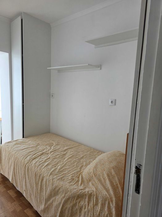 Arrenda-se T2 com Terraço Porto