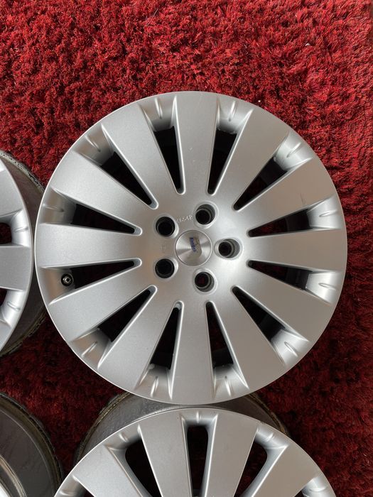 Mercedes E-class Volkswagen Passat Golf Jetta Seat Skoda R17 5x112
