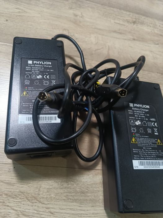 Зарядное устройство електровелосипед 36 в и 48 в  3 пин Fischer Brose