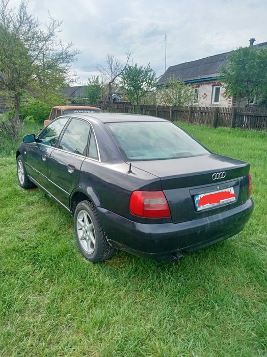 Audi A4 B5 2.4 бензин/ обмен