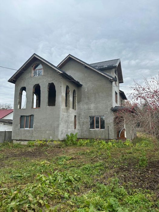 Приватний будинок